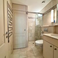 guest shower