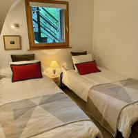 twin bedroom