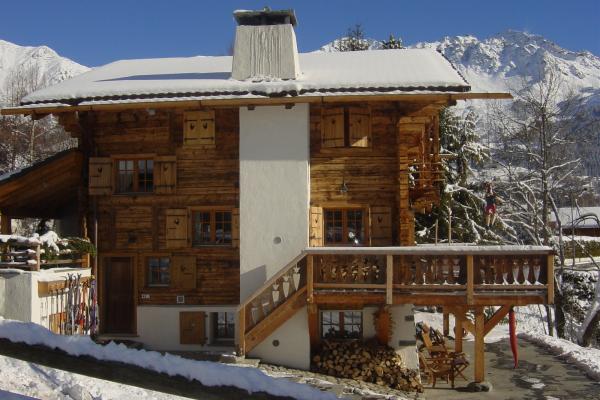 Beautiful Verbier chalet sleeps 12