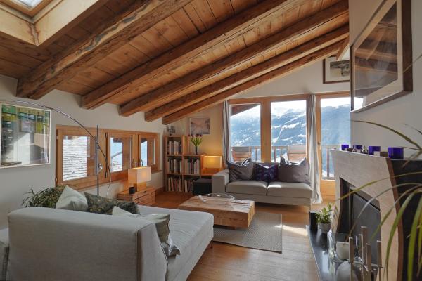 Skier chalet mountain hideaway verbier old village