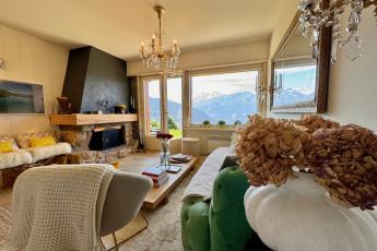 Stylish two bedroom Verbier apartment with stunning views