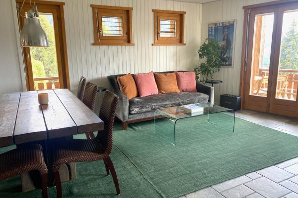 Verbier town centre ski apartment